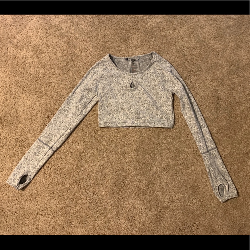 gym shark top with keyhole. Never worn!!